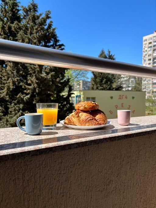 Уютен Нов Апартамент - Стара Загора Buitenkant foto